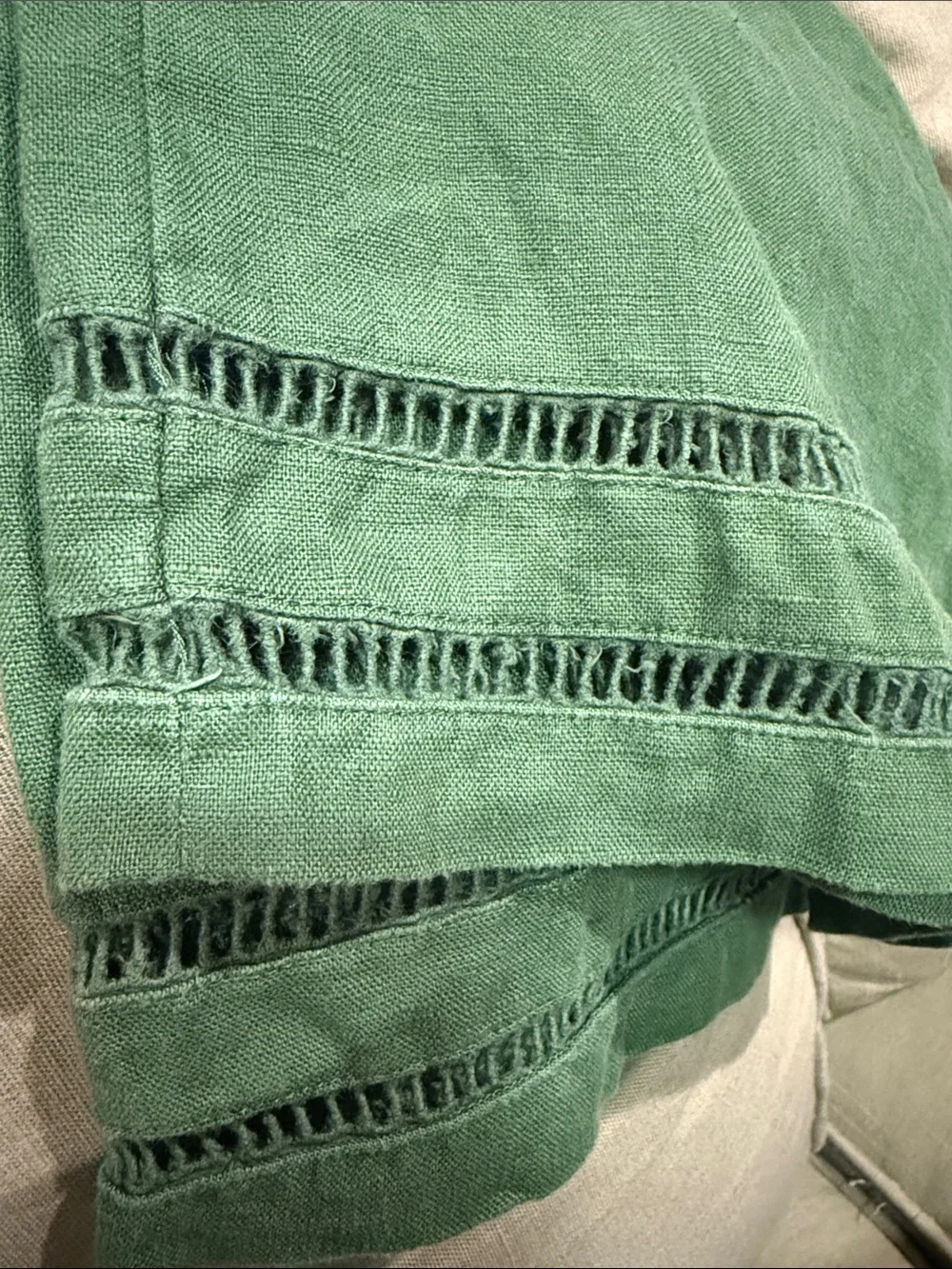 Banana Republic Mid Rise Flare Linen Ankle Pant. Size 6P Cactus Grove Green ###